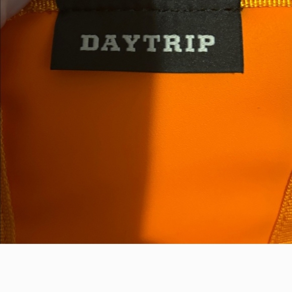 Yeti Daytrip Cooler. Firm Price - Picture 7 of 12